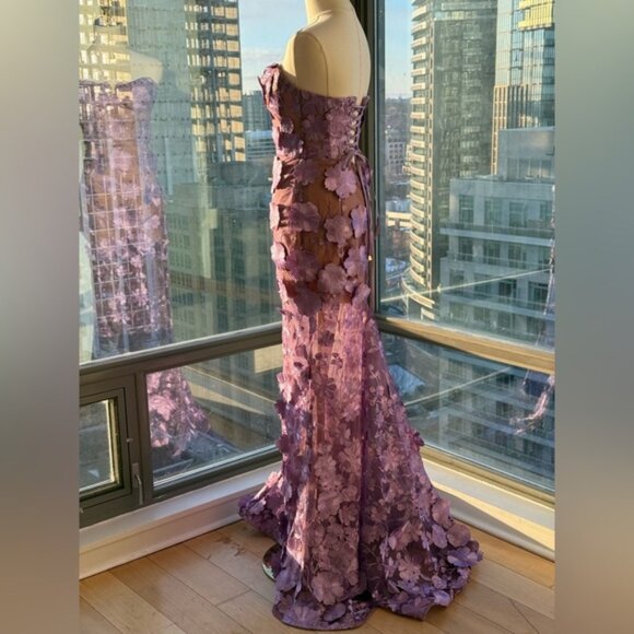 🆕 BRONX & BANCO 🧿 NWOT Jasmine Floral-Appliqued Gown, Lilac - Sz XS US 2 - Picture 6 of 16